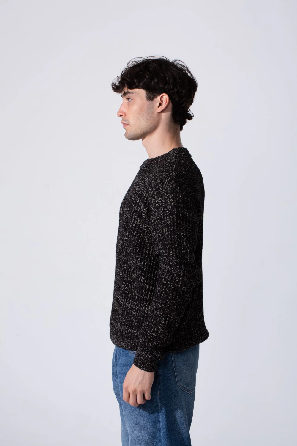 Men's Slim Fit Jakar Cotton Pullover With A Round Neck And Long Sleeves - Image 3