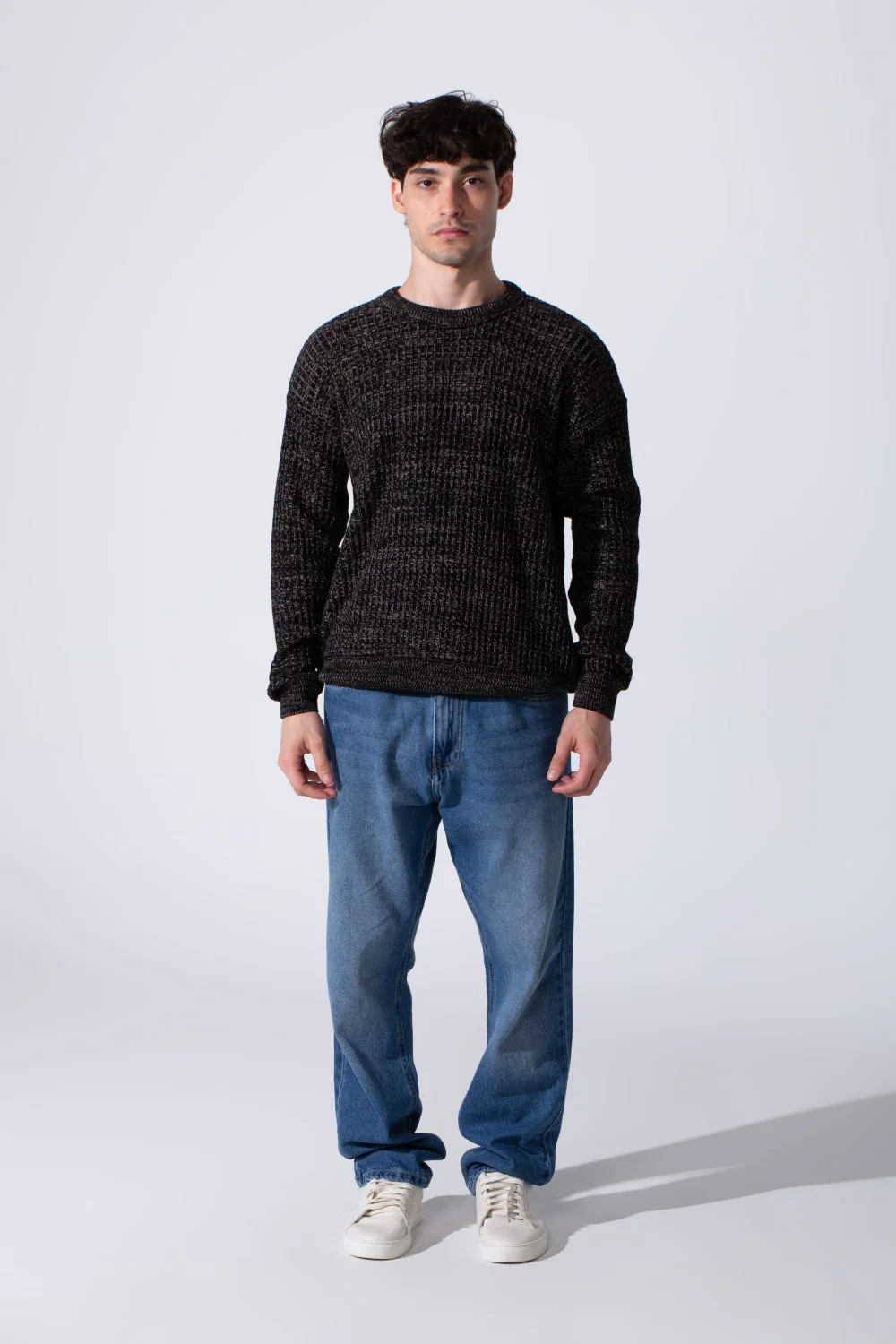 Men's Slim Fit Jakar Cotton Pullover With A Round Neck And Long Sleeves - Image 4