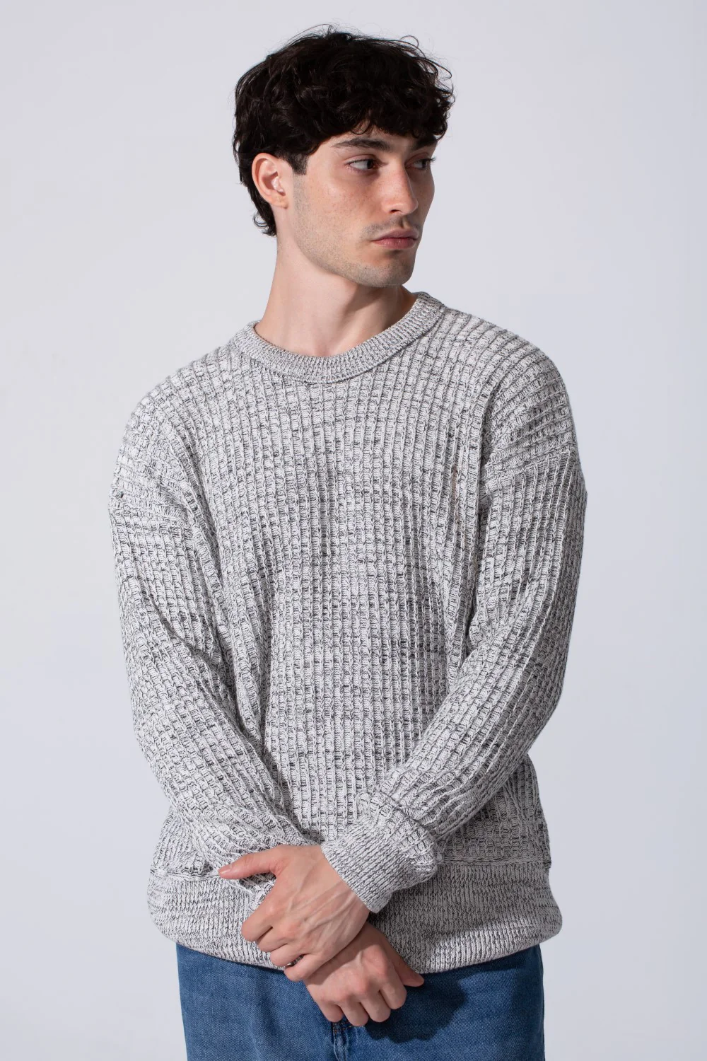 Men's Slim Fit Jakar Cotton Pullover With A Round Neck And Long Sleeves - Image 9