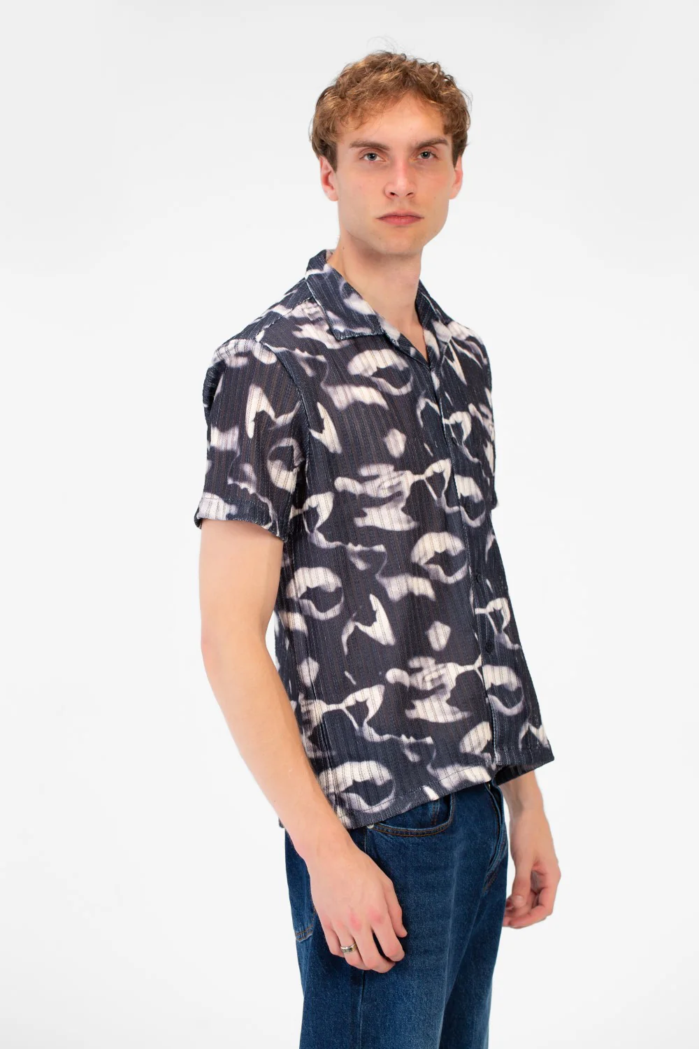 Men's Slim Fit Jakar Half Sleeve Comfortable Modern Shirt - Image 3