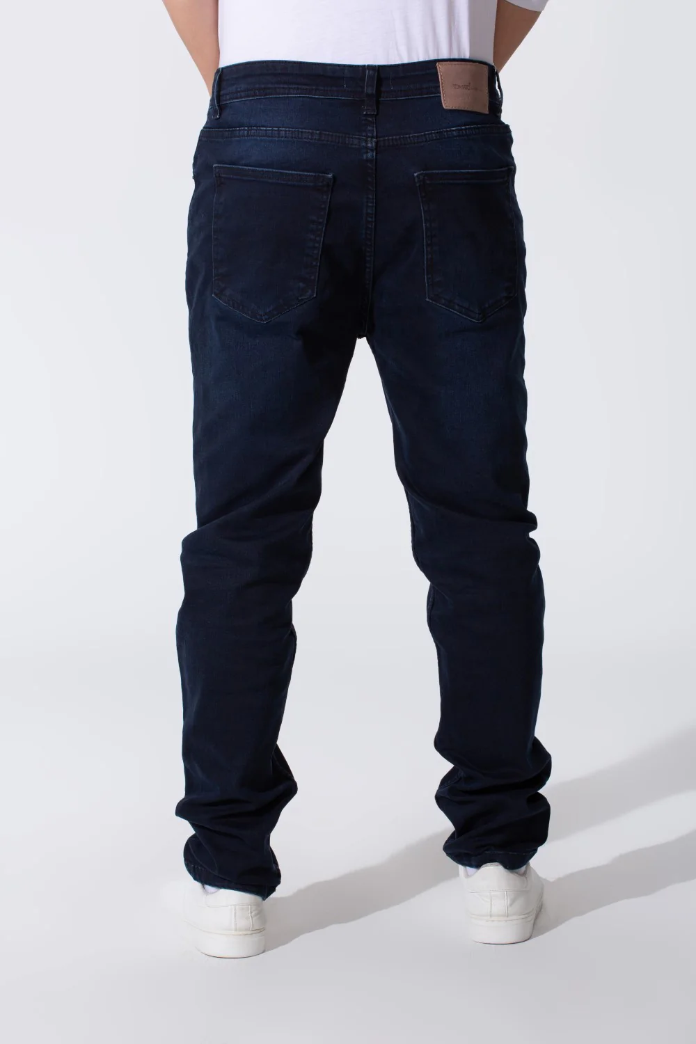 Men's Slim Fit Jeans Basic Pants With Tomato Badge On The Back - Image 2