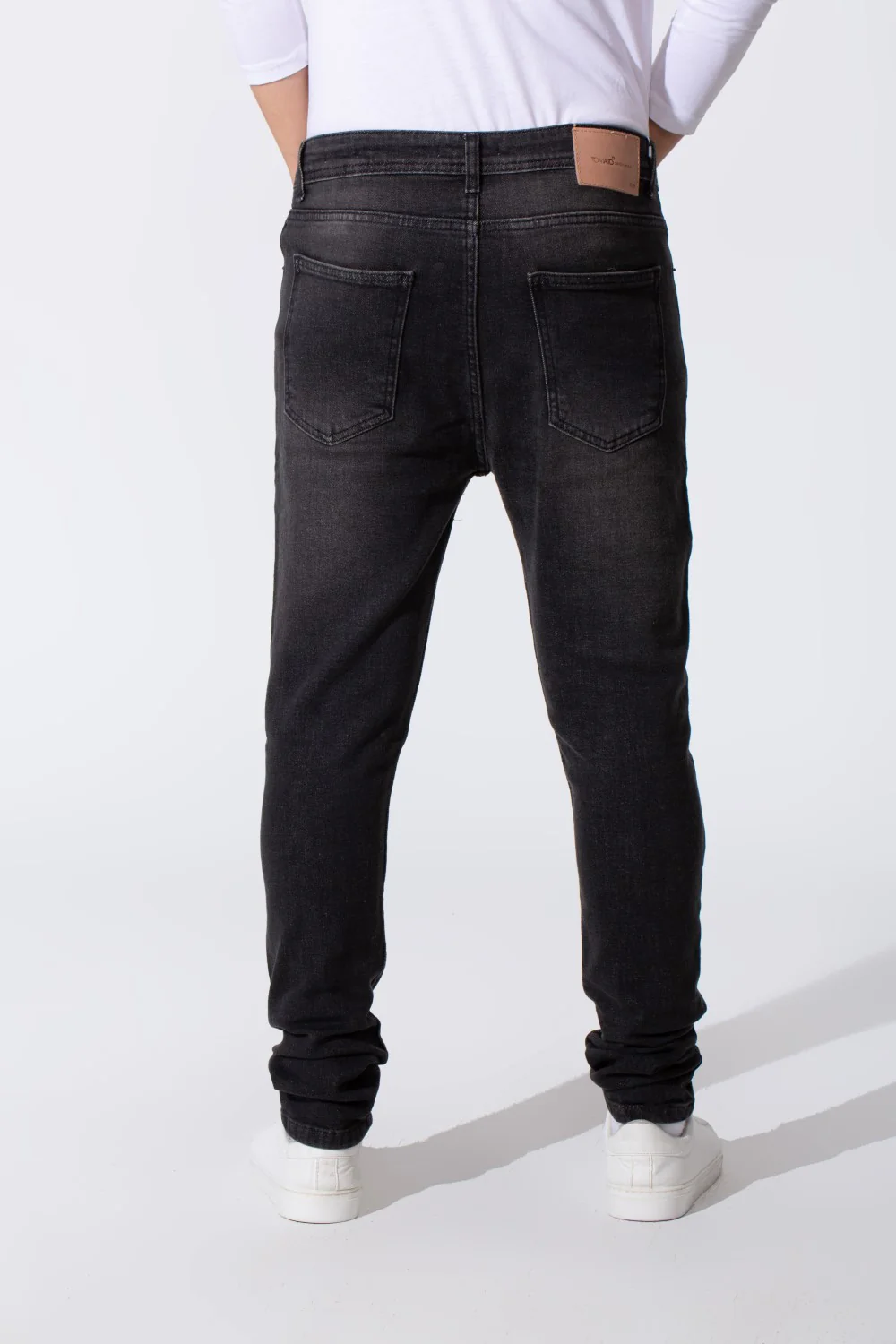 Men's Slim Fit Jeans Pants With Tomato Badge On The Back And Pockets - Image 2