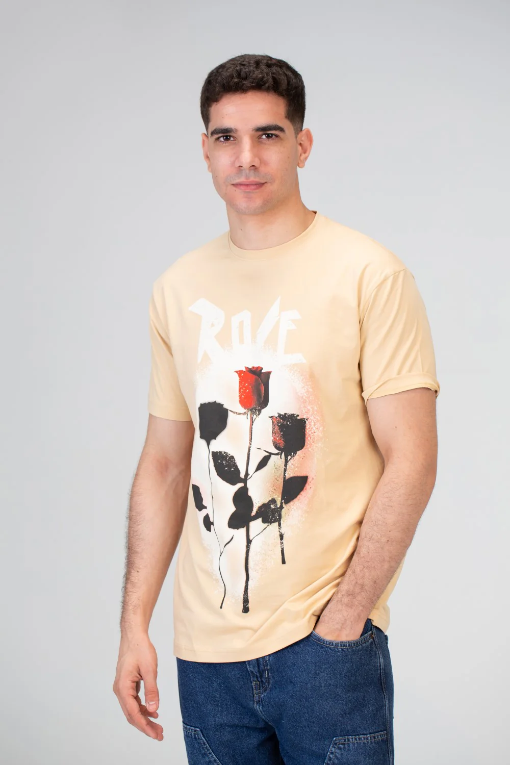 Mens Slim Fit T-shirt With A Round Neck And Comfortable Lycra Material