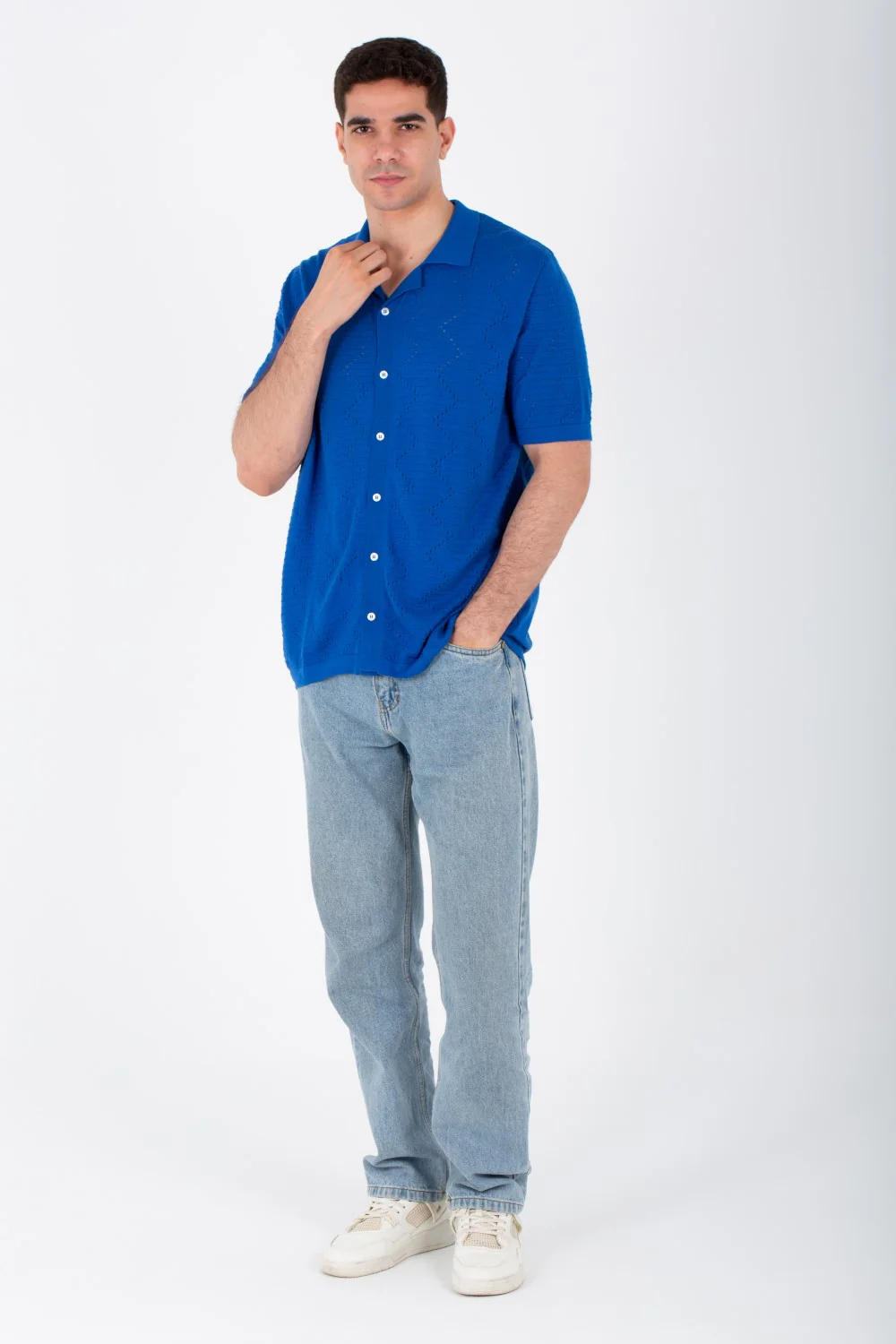 Mens Slim Fit Woven Trico Shirt With Short Sleeves And A Modern Fit