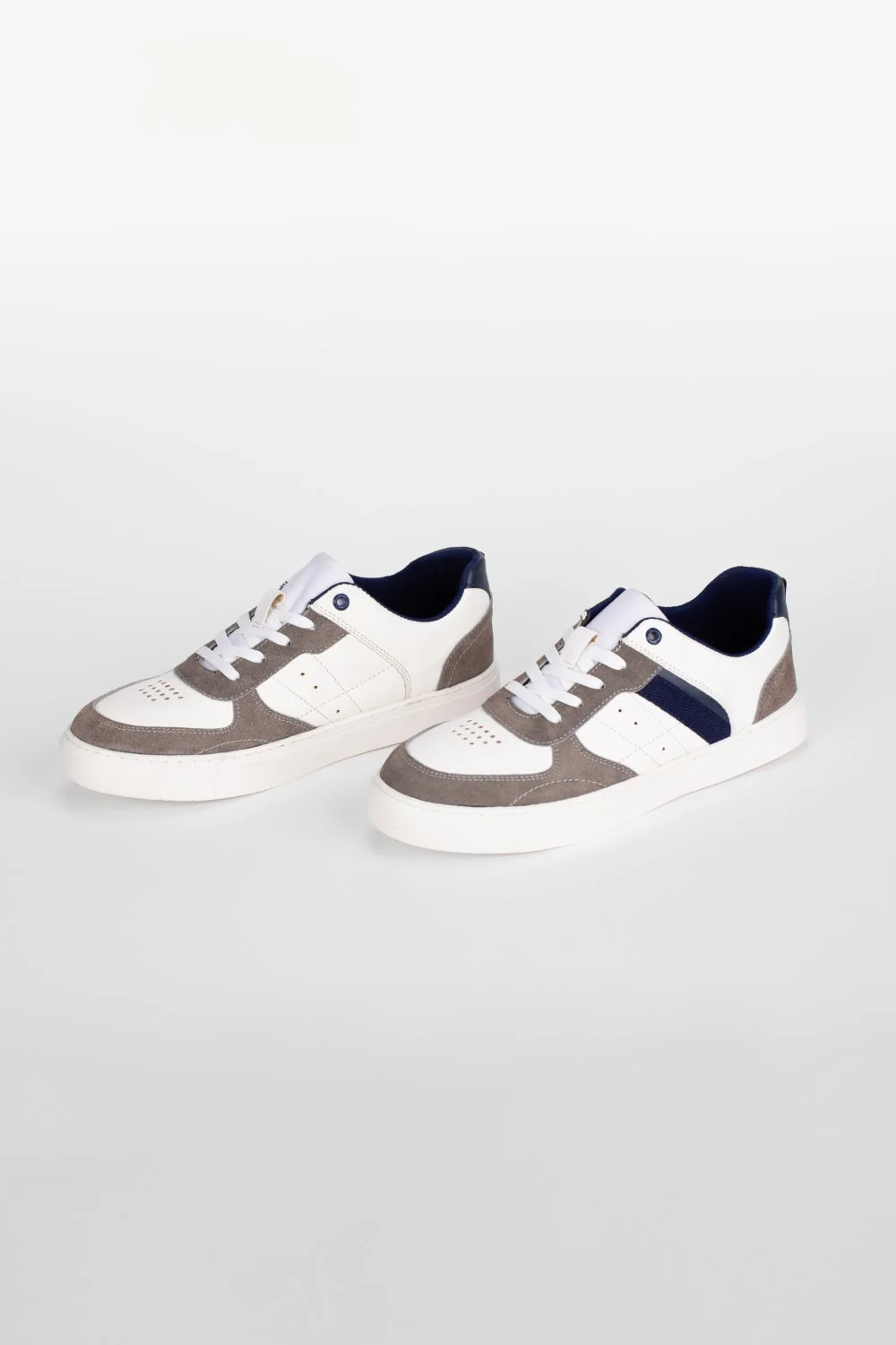 Men's Sports With Distinctive Details & High Quality Inertia For Walking Running And Daily Life Shoes