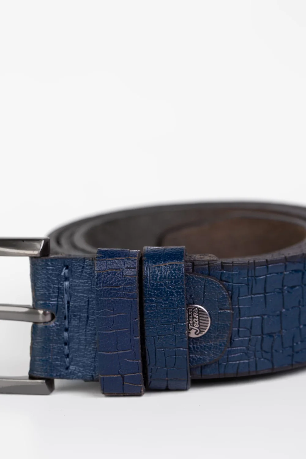 Men's Square Clasp Faux Leather Belt - Image 11