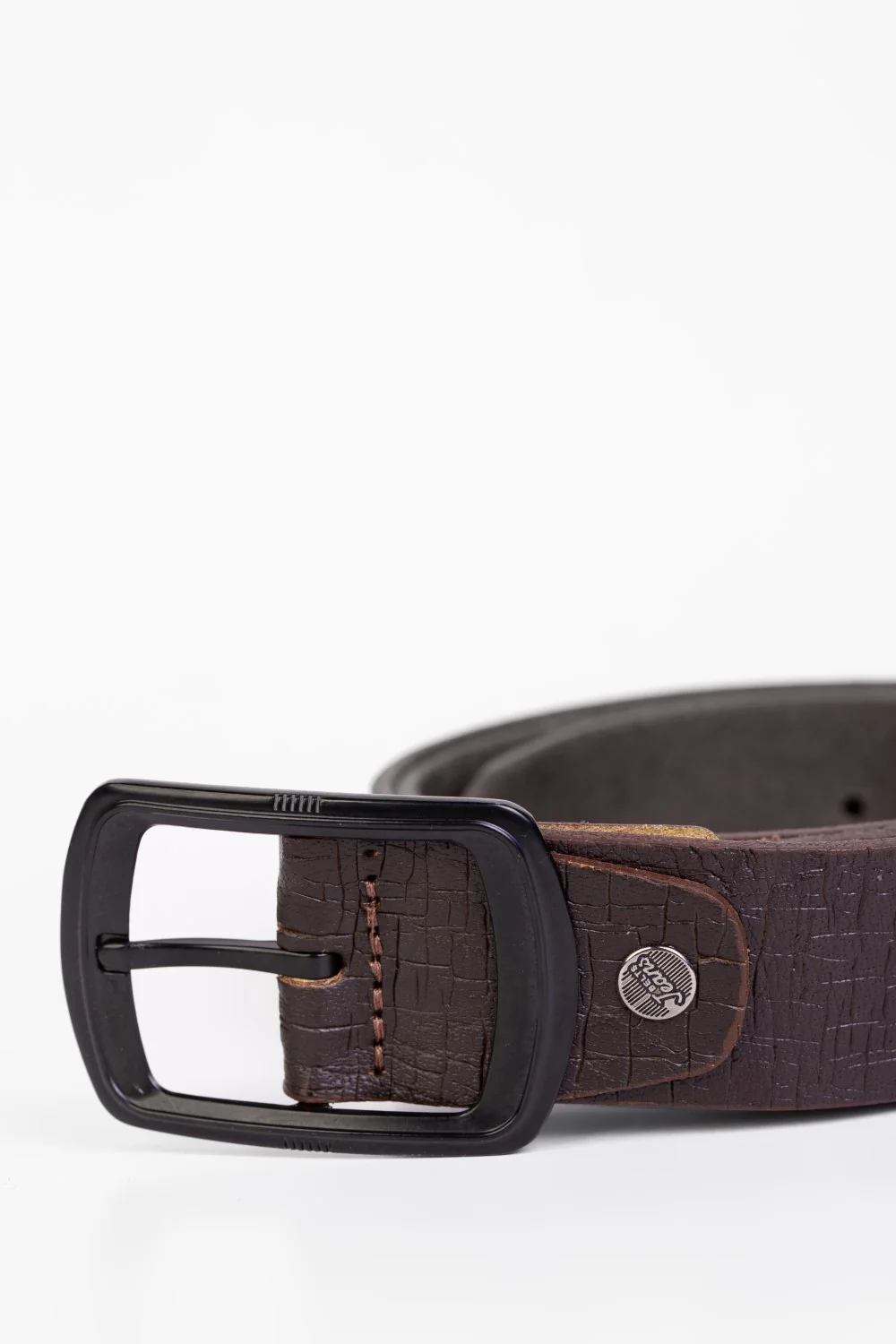 Men's Square Clasp Faux Leather Belt - Image 7