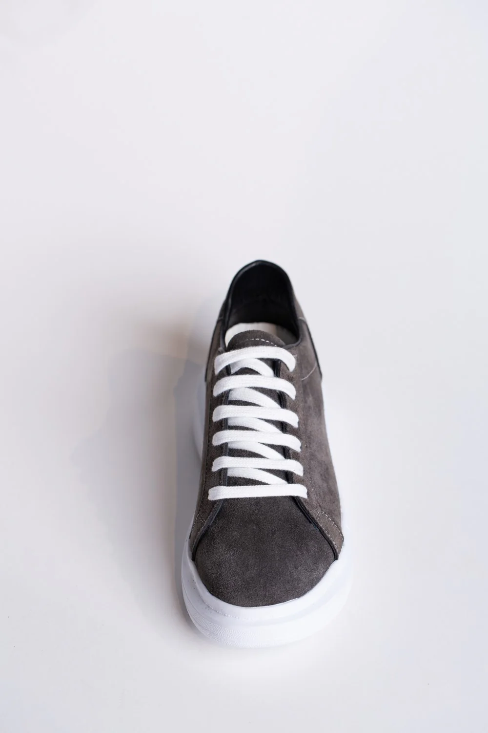 Men's Suede Sneakers With A Simple Design And Laces - Image 2