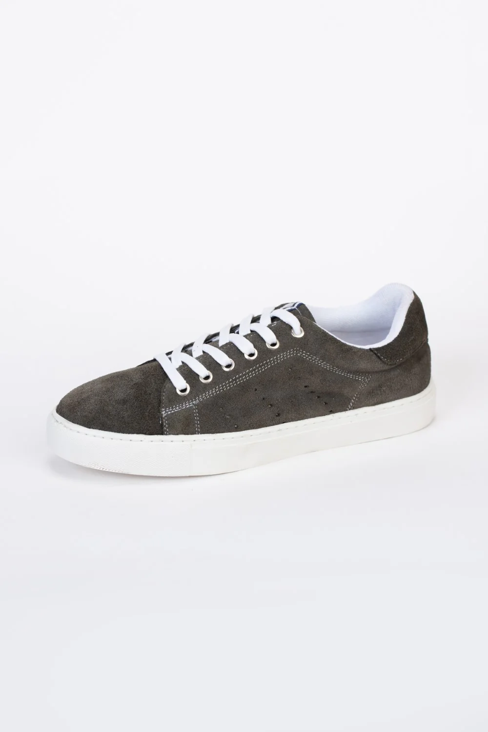 Mens Suede Sneakers With A Unique Design And Lace - Image 10