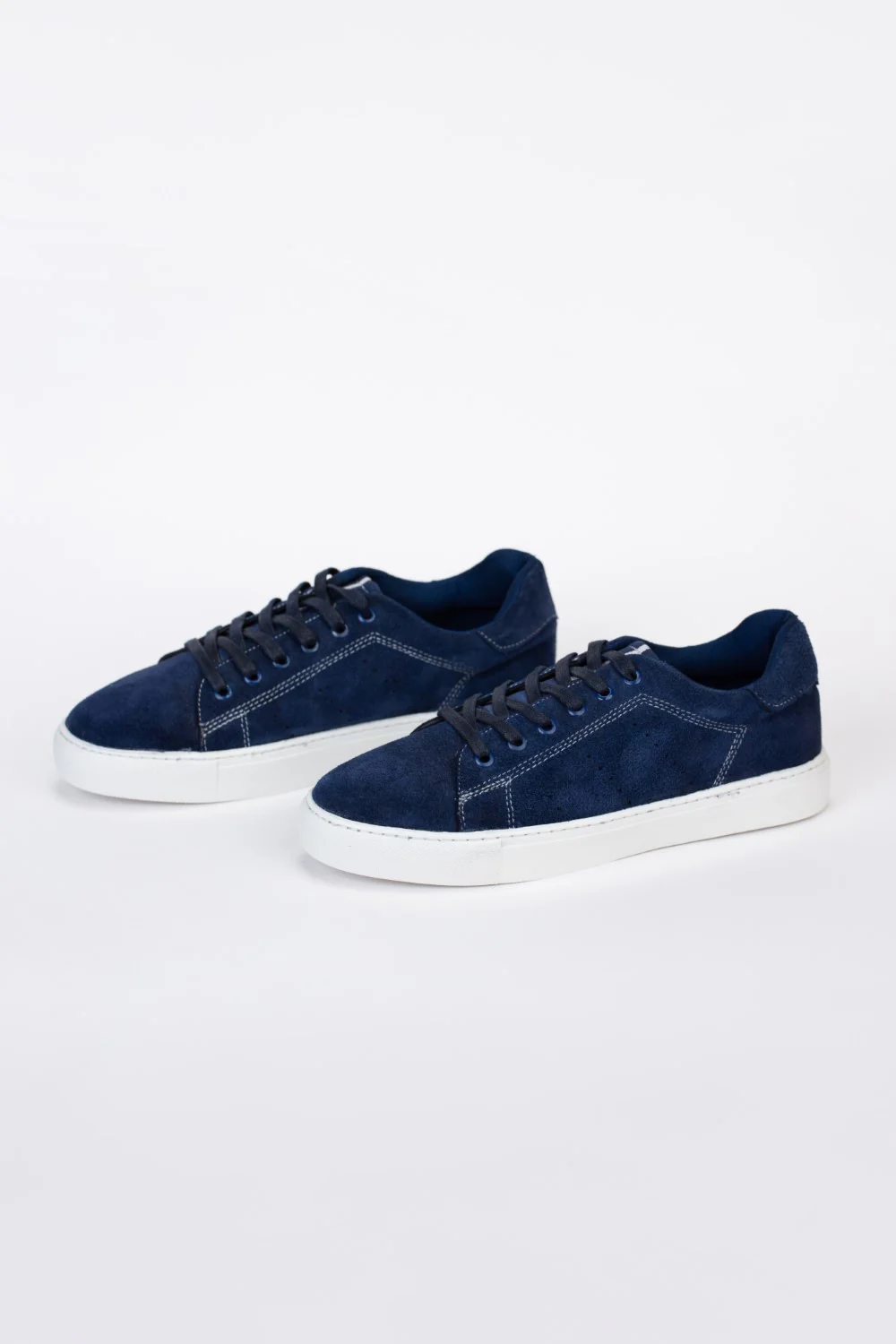Mens Suede Sneakers With A Unique Design And Lace - Image 13