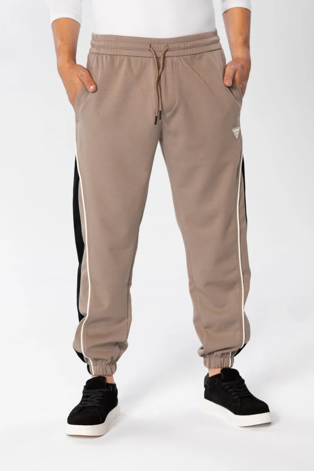 Men's Sweatpants With Elastic Waistband In The Middle And Different sides Color - Image 5