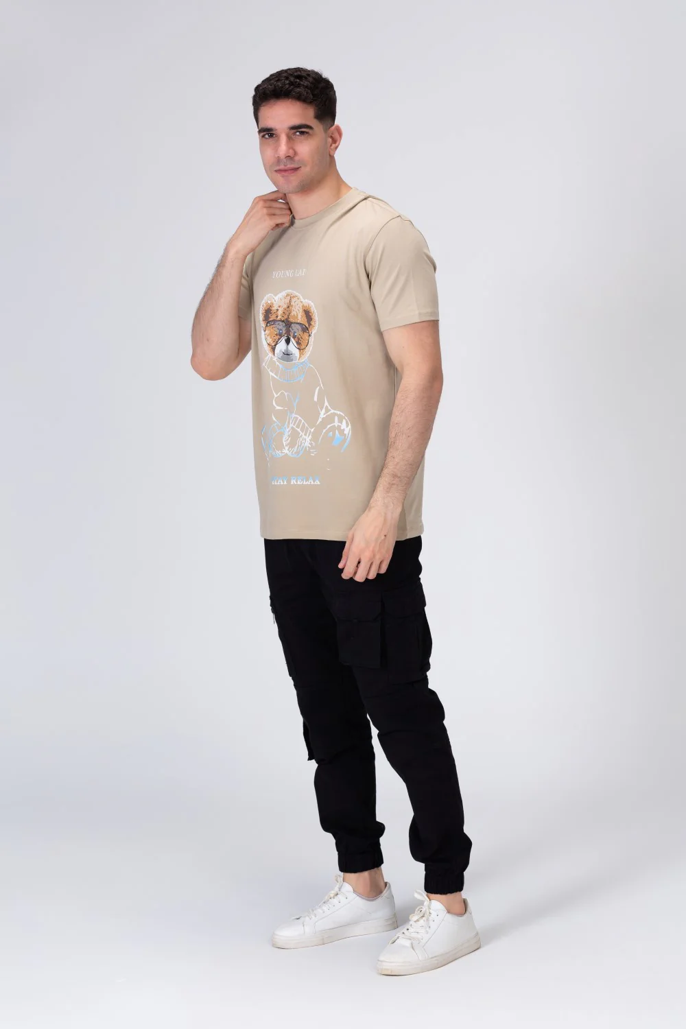 Mens T-shirt With A Bear Print On The Front And Practical Material - Image 3