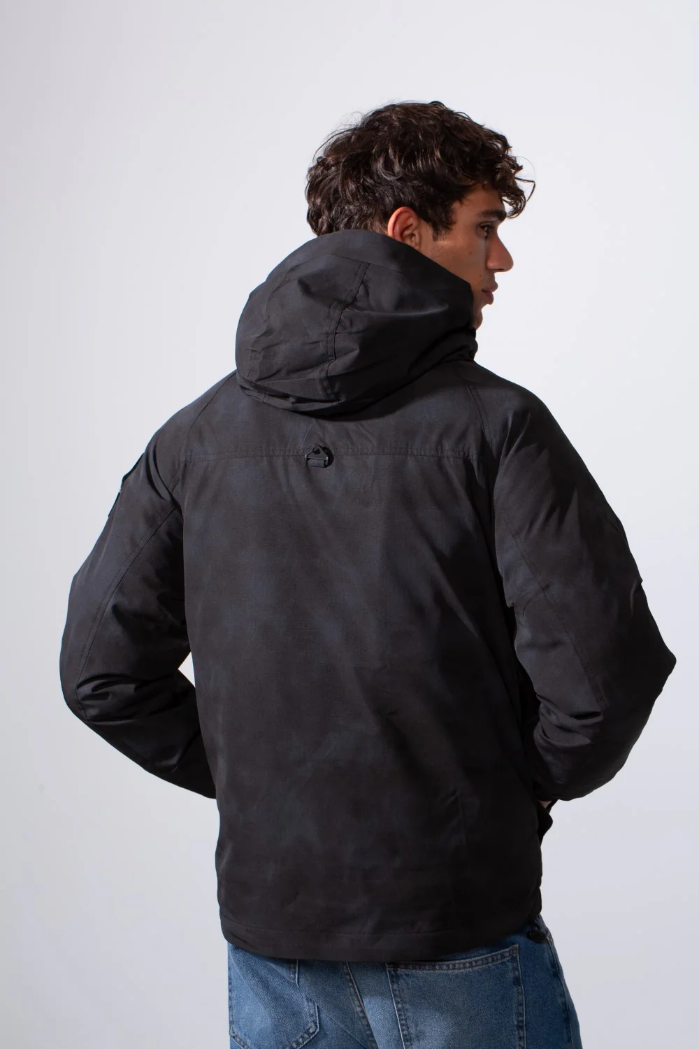 Men's Textured Fabric Waterproof Tomato Hooded Jacket - Image 2