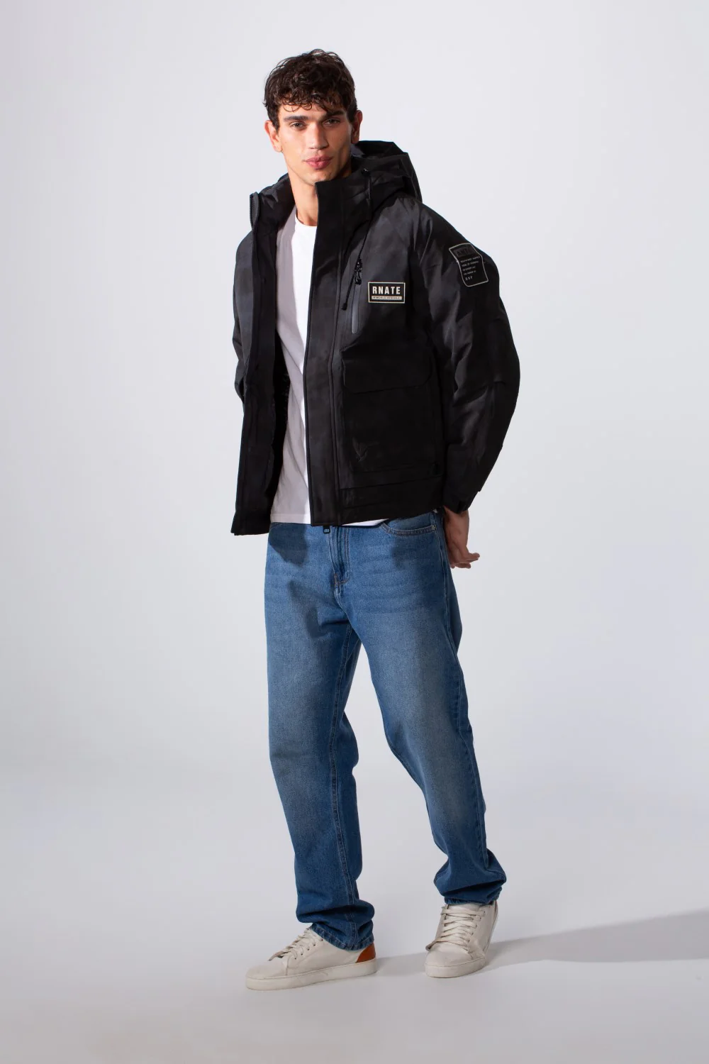 Men's Textured Fabric Waterproof Tomato Hooded Jacket - Image 3