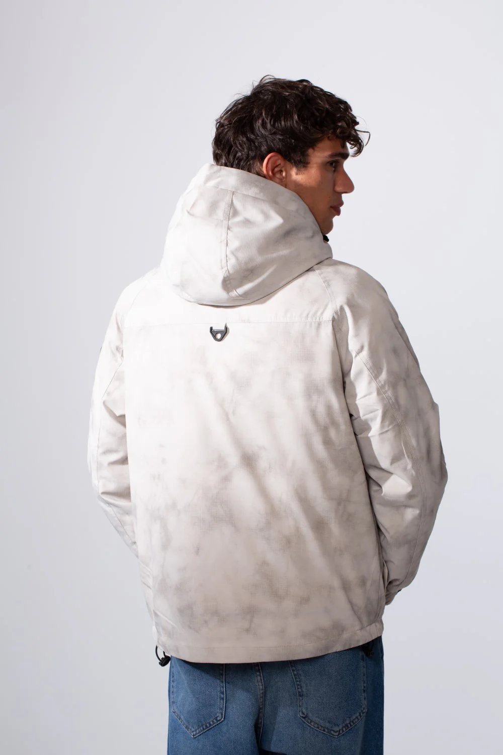 Men's Textured Fabric Waterproof Tomato Hooded Jacket - Image 6