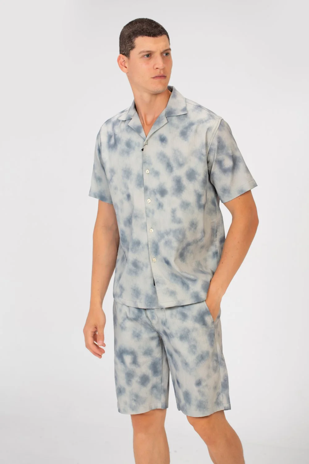 Men's Tie Die Outfit Summer - Image 7
