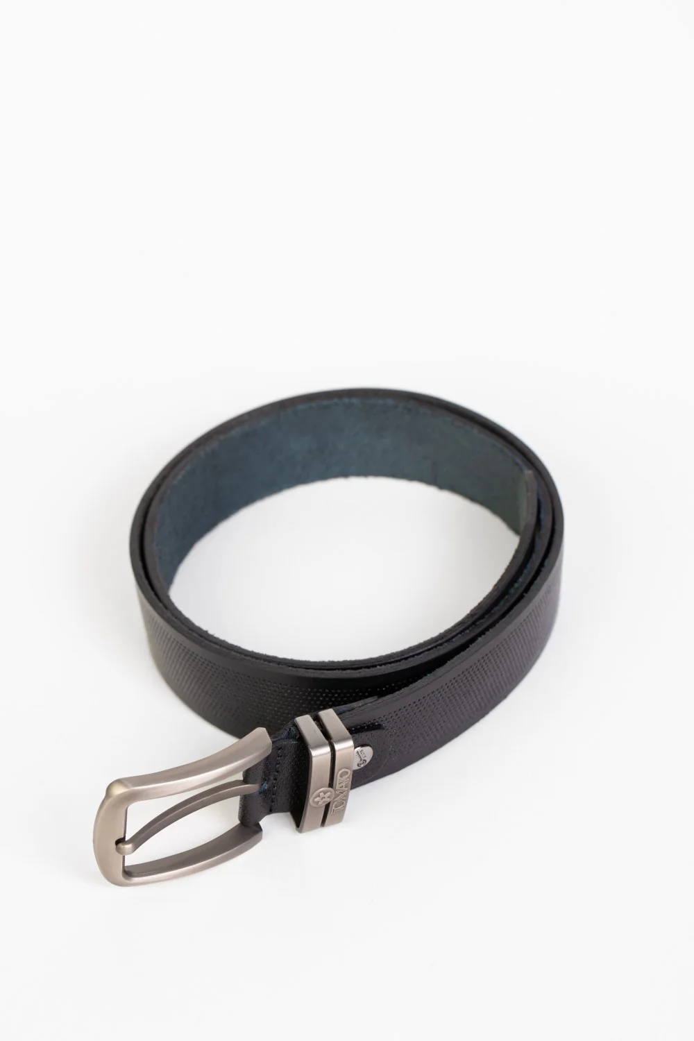Men's Tomato Casual Leather Belt With Dot Holes - Image 4