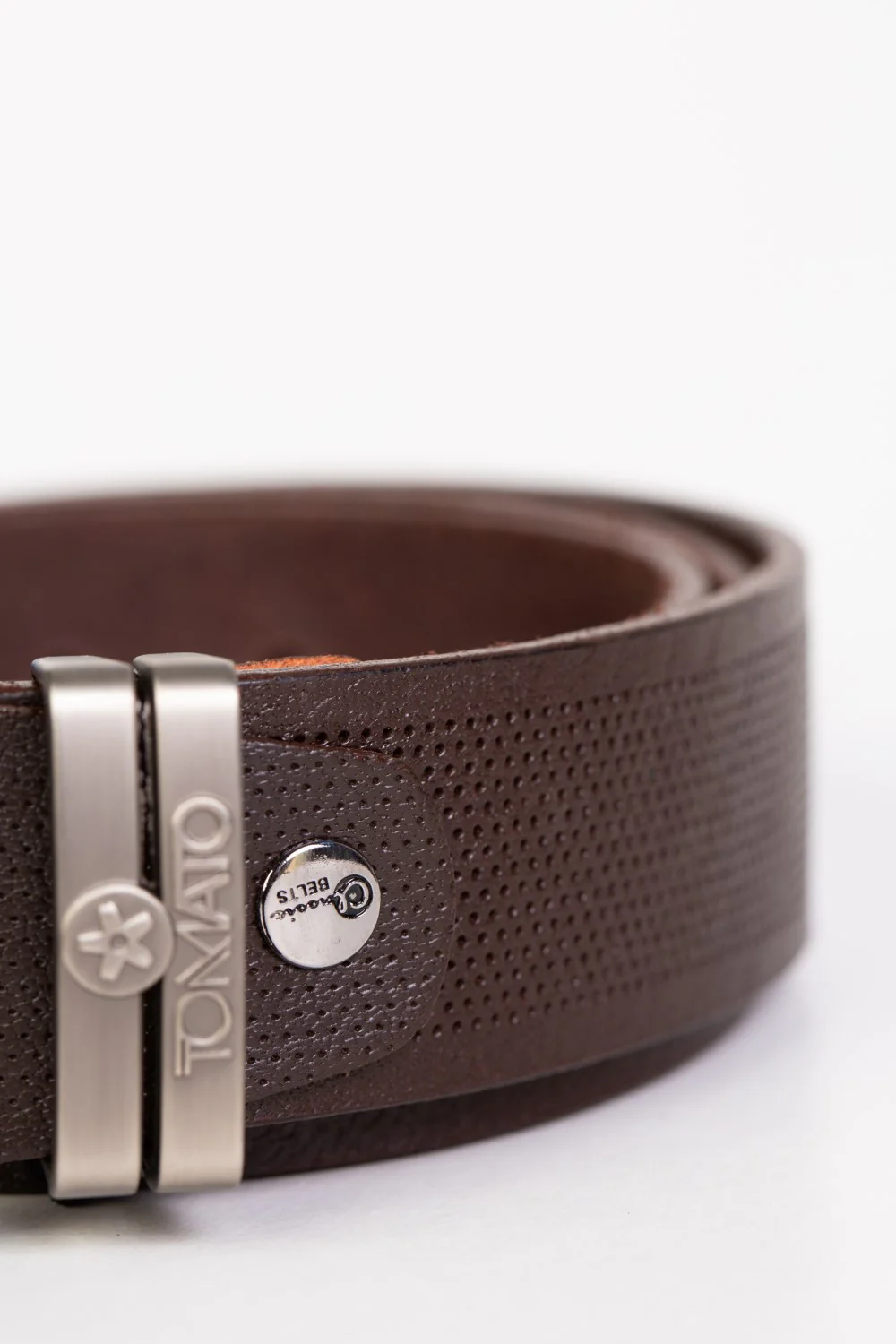 Men's Tomato Casual Leather Belt With Dot Holes - Image 7