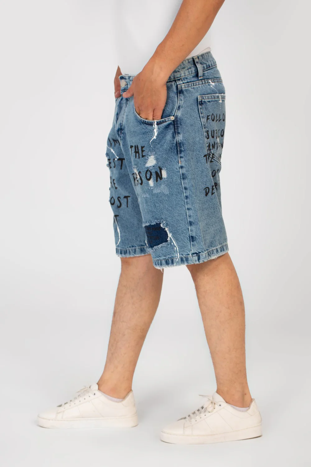 Men's Tomato Cutting Printed Five Pockets Denim Short - Image 8