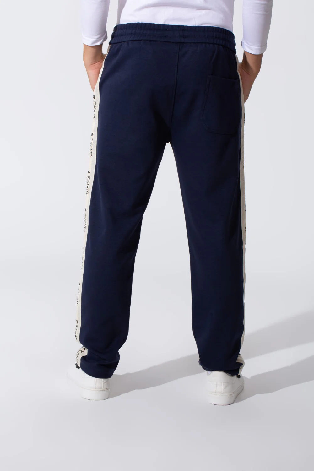 Men's Tomato Oversized Sweatpants With Elastic Waistband And Side Stripe - Image 18