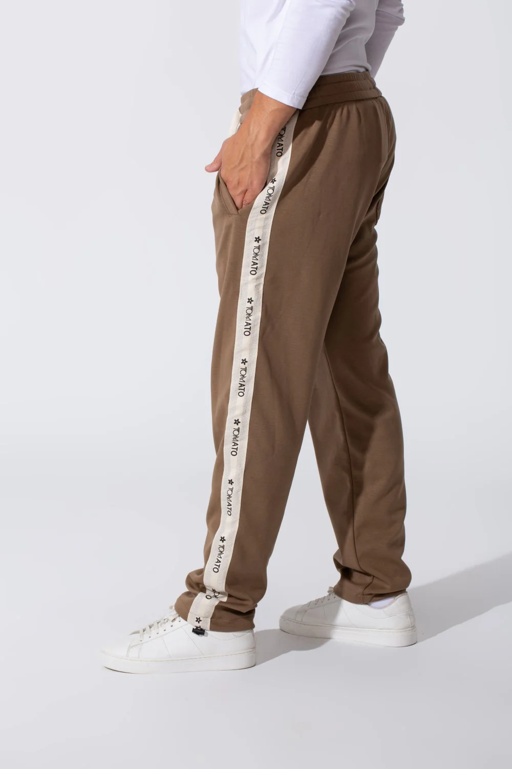 Men's Tomato Oversized Sweatpants With Elastic Waistband And Side Stripe - Image 24