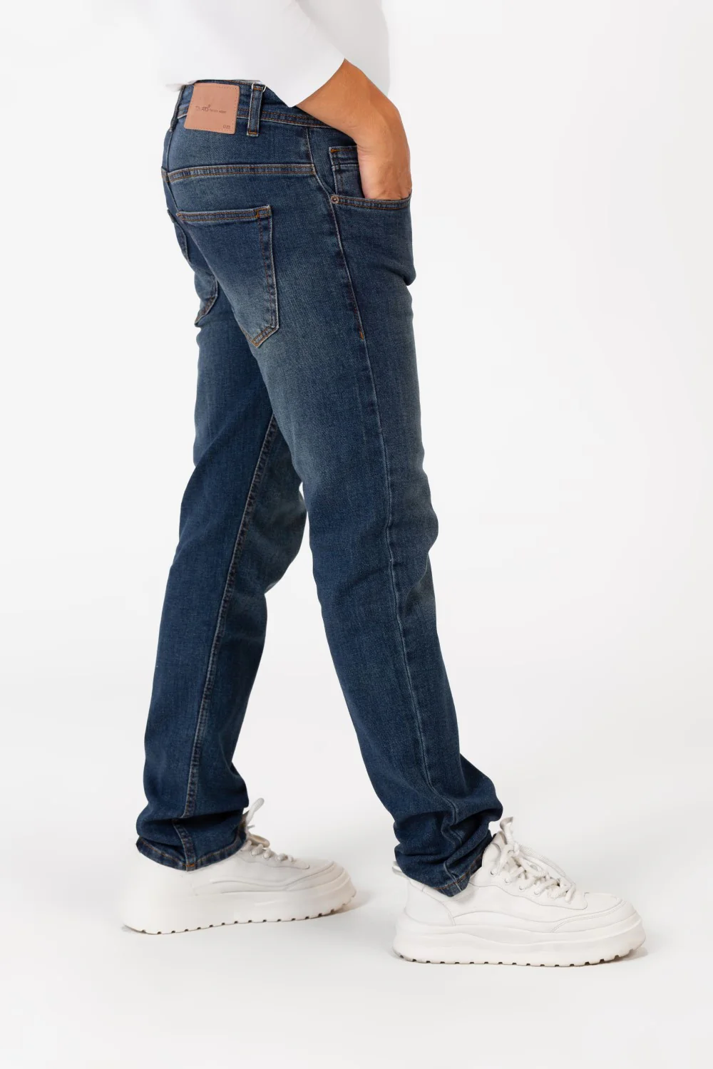 Men's Tomato Regular Fit Jeans Pants With Pockets In Relaxed Cut - Image 7