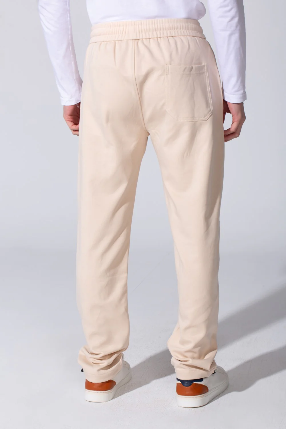 Men's Tomato Wide Leg Sweatpants With Elastic Waist And Back Pocket - Image 14