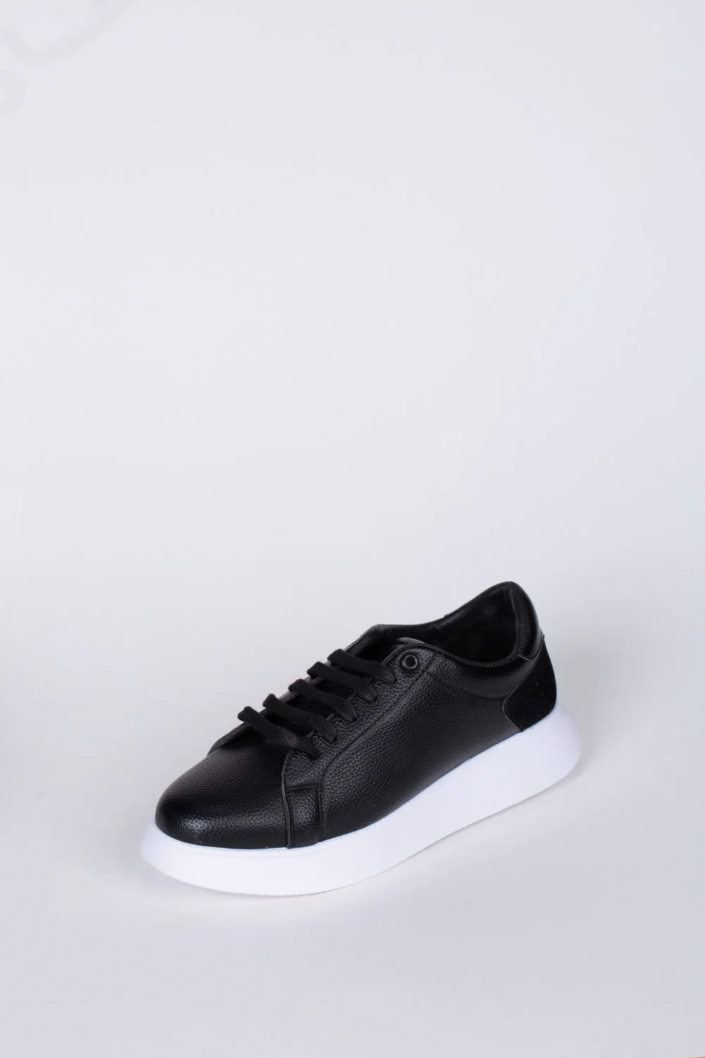 Men's Trendy Leather Sneakers Shoes - Image 3