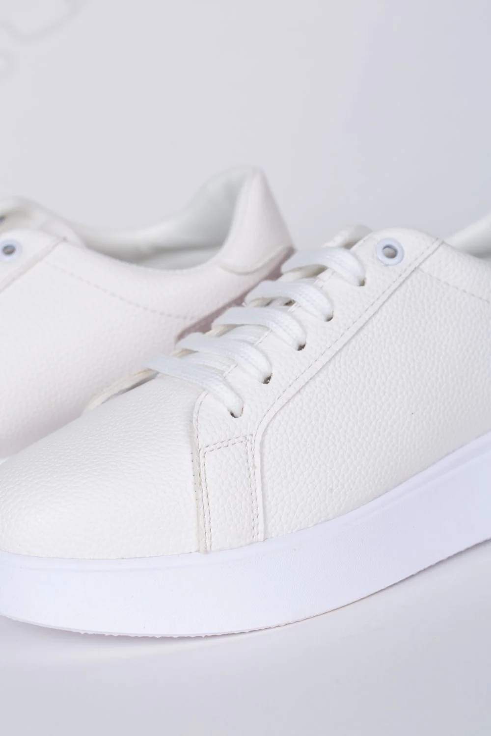 Men's Trendy Leather Sneakers Shoes - Image 8
