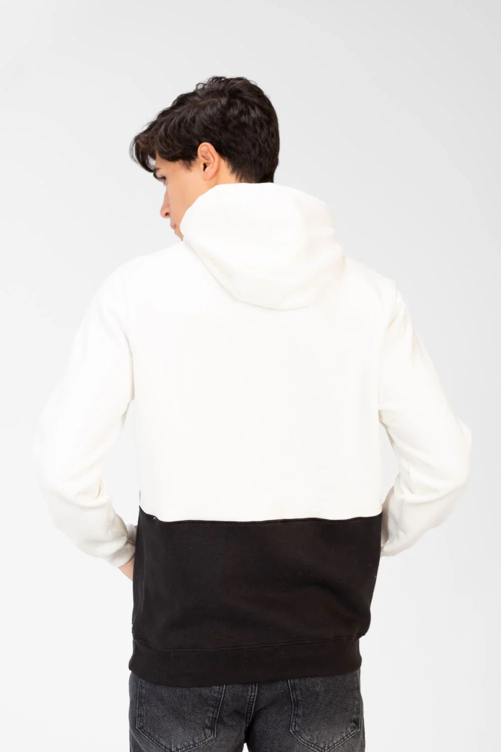 Men's Two-Tone Hoodie Sweatshirt With Text Print On The Front - Image 2