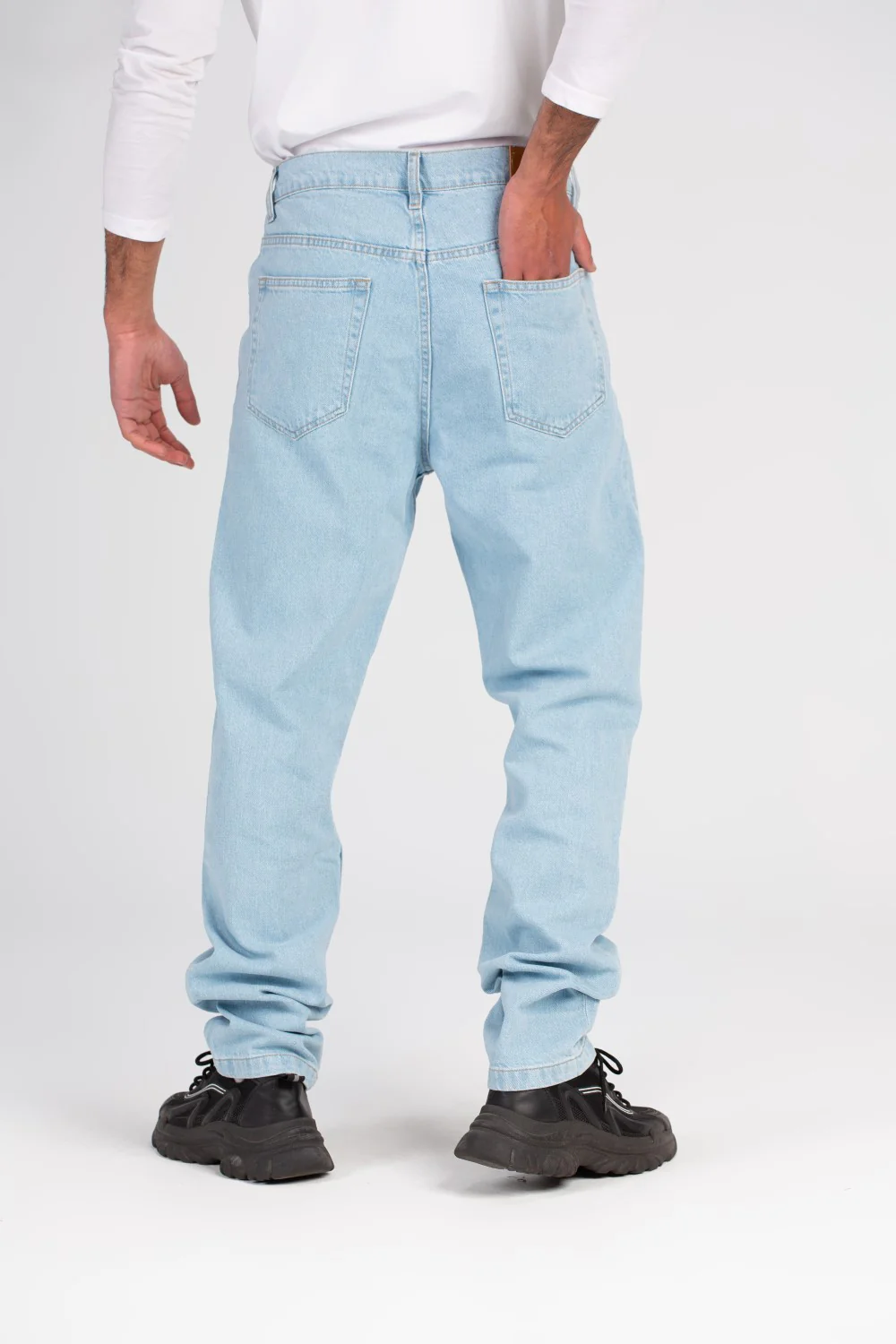 Mens Used Slouchy Jeans Pants With Distinctive Details And Front And Back Pockets - Image 11