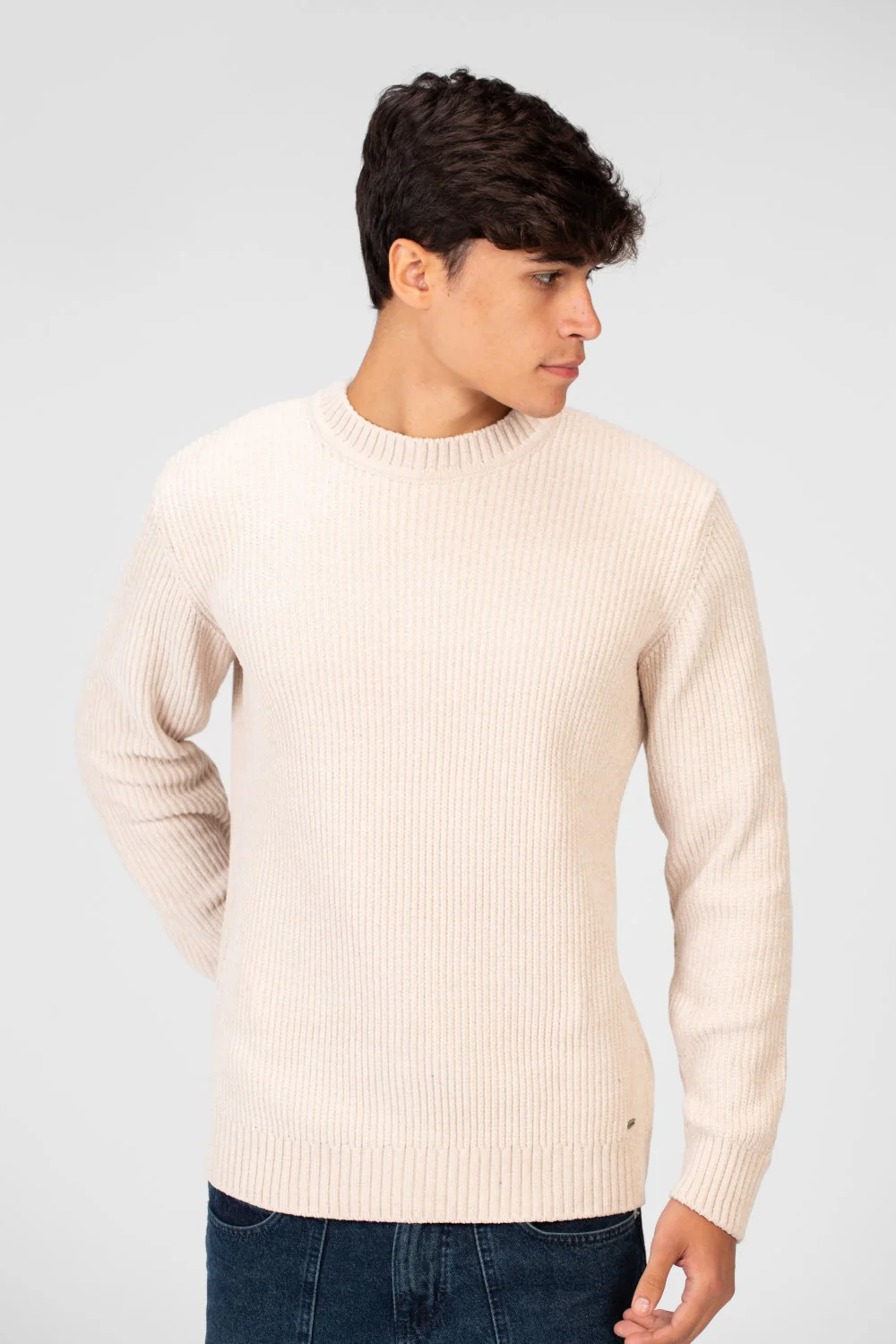 Men's Velvet Pullover With Round Neck And Long Sleeves