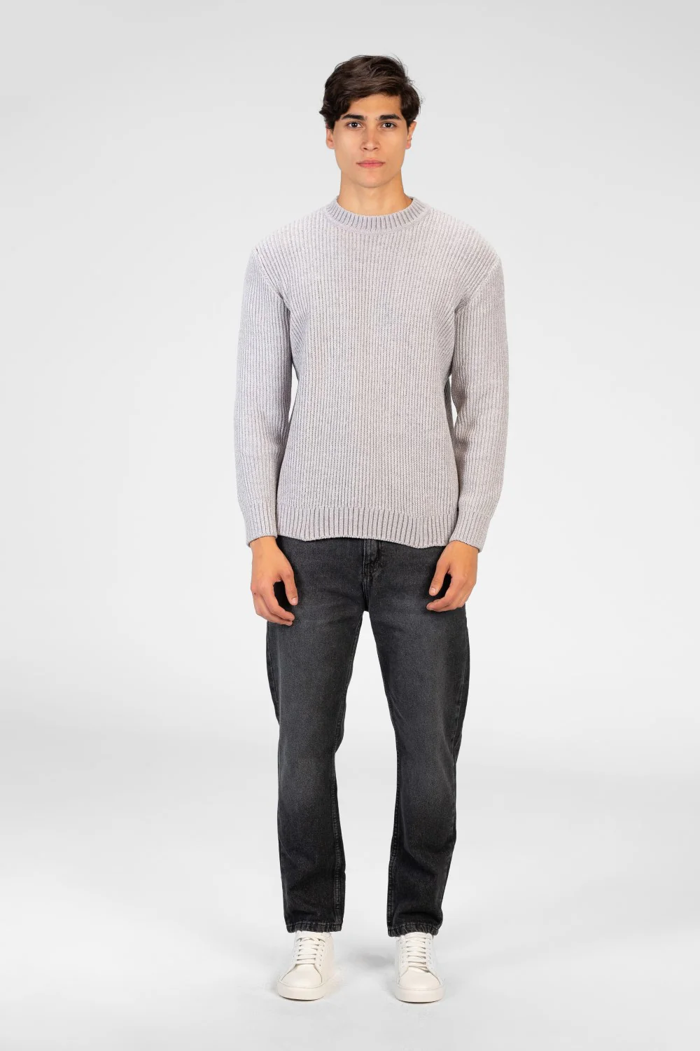 Men's Velvet Pullover With Round Neck And Long Sleeves - Image 20