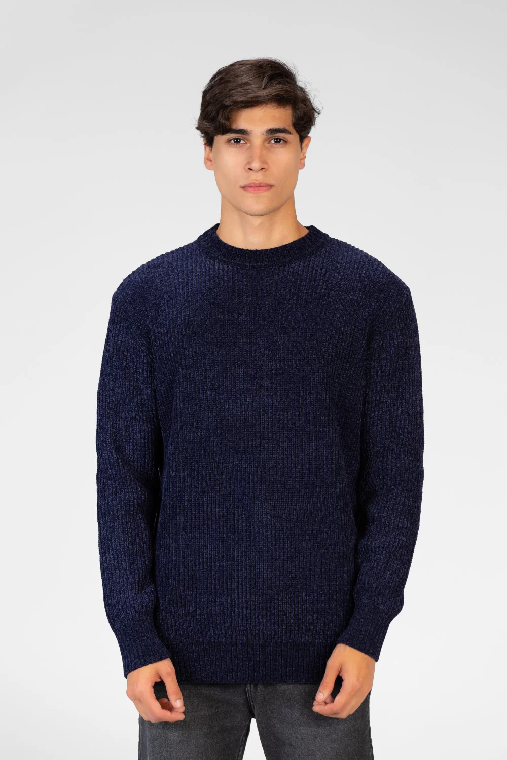 Men's Velvet Pullover With Round Neck And Long Sleeves - Image 21