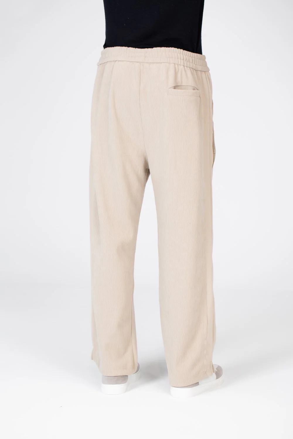 Men's Velvet Sweatpants With Elastic Waistband In Modern Cut And Back Pocket - Image 8