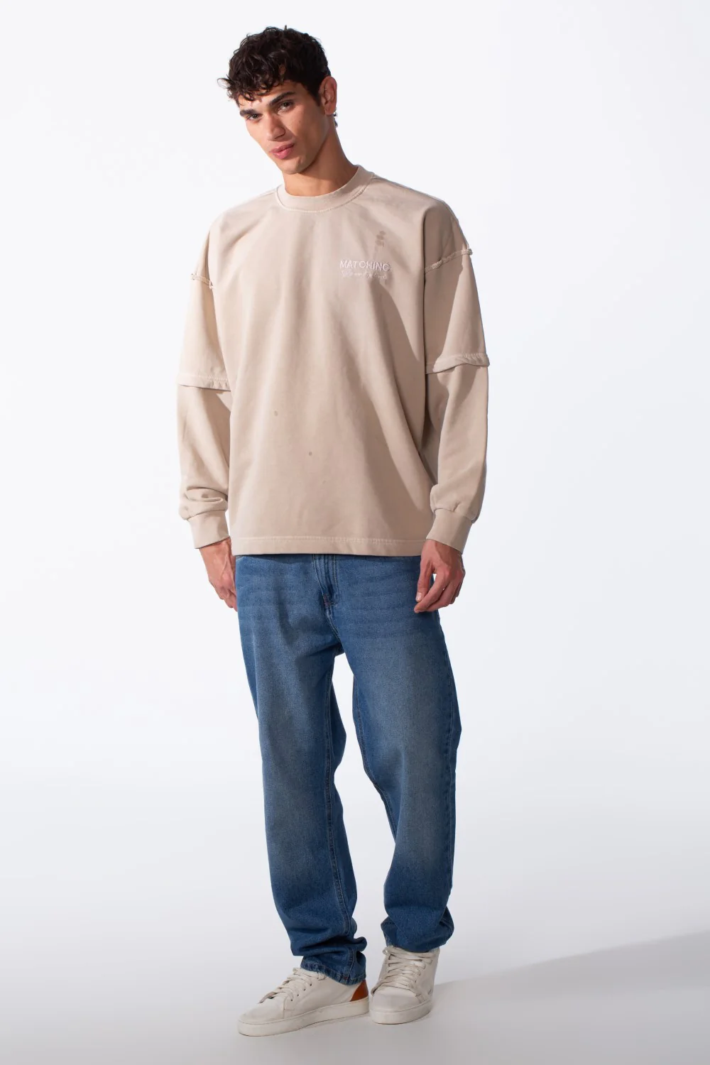 Men's Washed Oversize Round Neck Modern Cut Long Sleeves Sweatshirt - Image 4