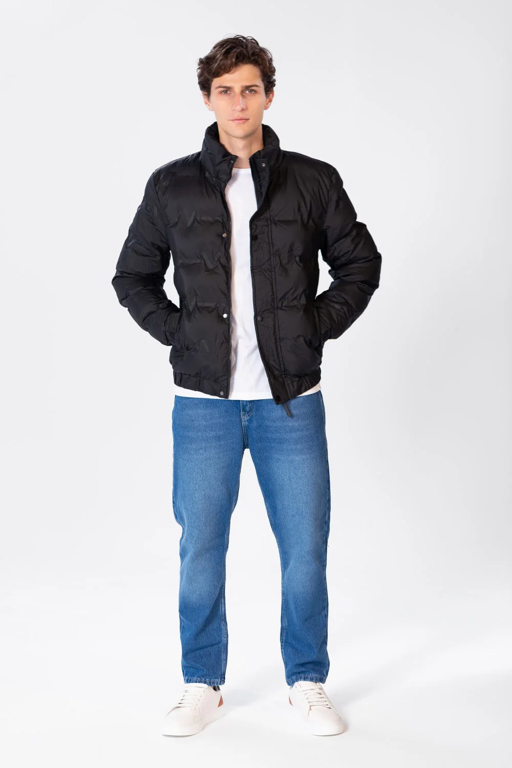 Men's Waterproof Puffer Jacket With Pockets And Zippers - Image 4