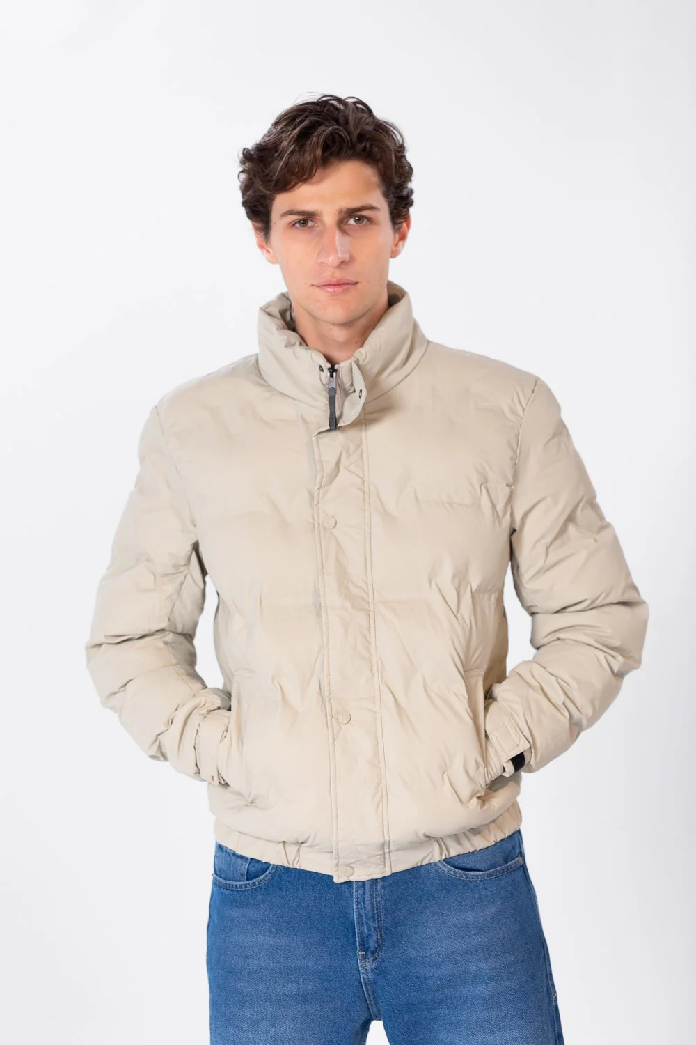 Men's Waterproof Puffer Jacket With Pockets And Zippers - Image 9