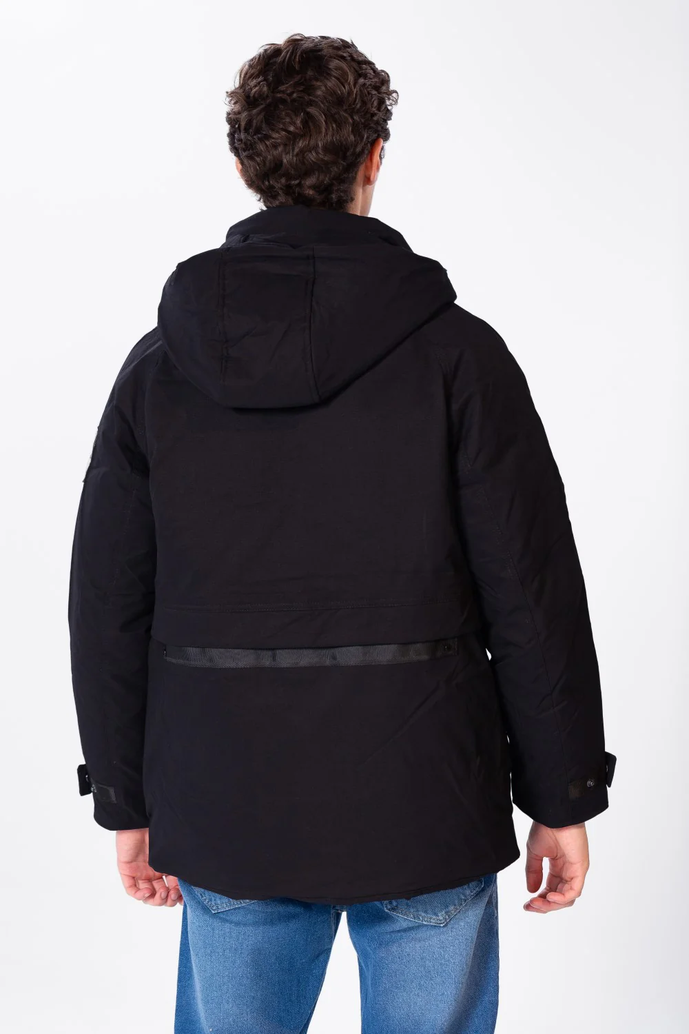 Men's Waterproof Puffer Jacket With Pockets In Modern Design - Image 5
