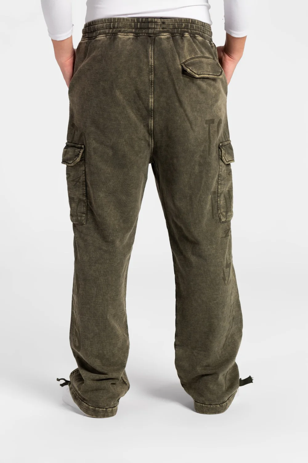 Men's Wide Leg Elastic Waistband Sweatpants With Side Pockets - Image 10
