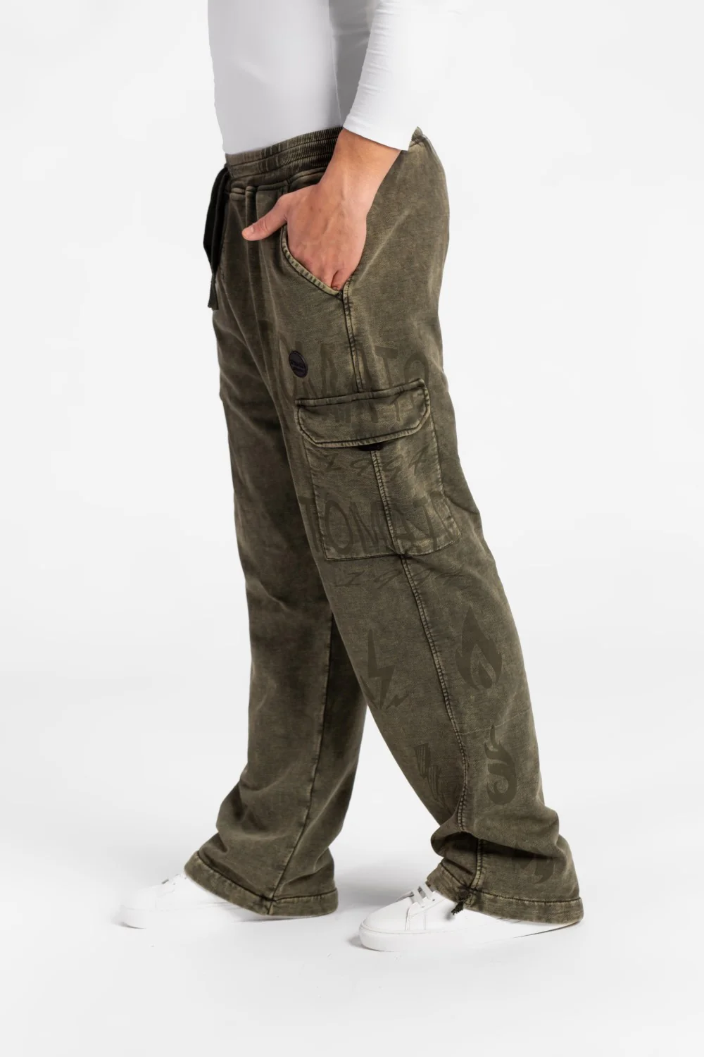 Men's Wide Leg Elastic Waistband Sweatpants With Side Pockets - Image 12