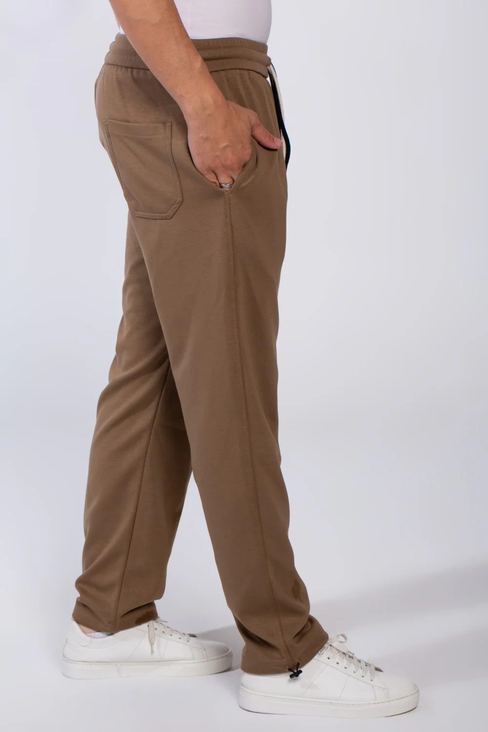 Men's Elastic Waistband With Practical Side Pockets Wide Leg Sweatpants - Image 7