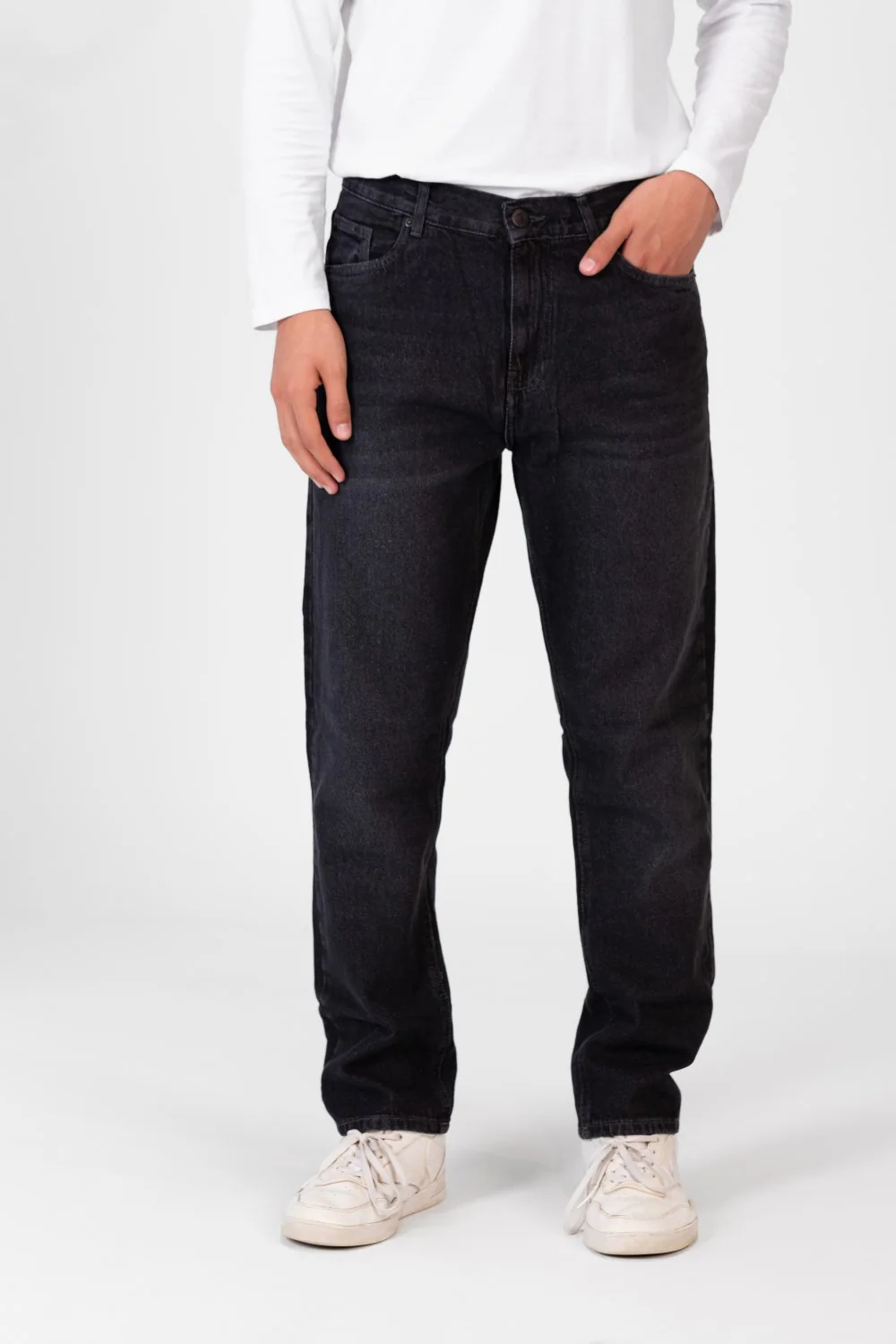 Men's Wide Leg Jeans Pants With Five Pockets And Button Front - Image 3