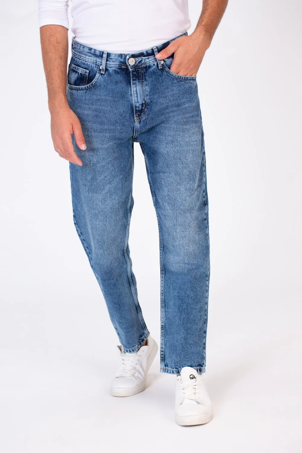 Mens Wide Leg Oversize Basic Jeans Pants for Everyday Wear - Image 3