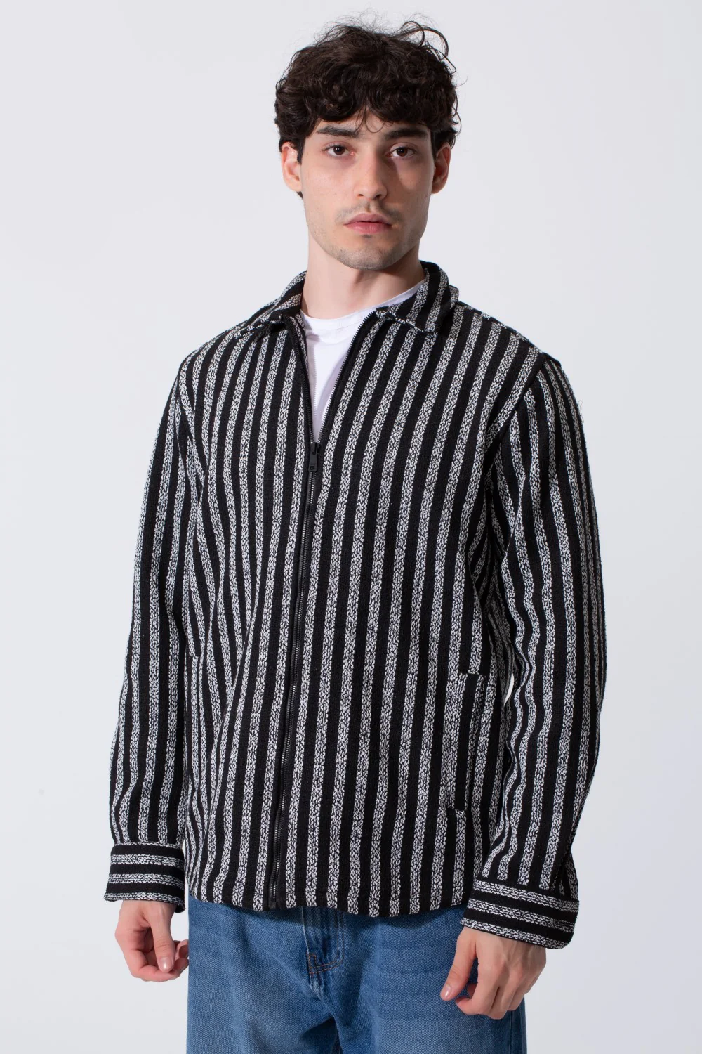 Men's Winter Long Sleeved Regular Fit Striped Shirt With A Full Front Zipper