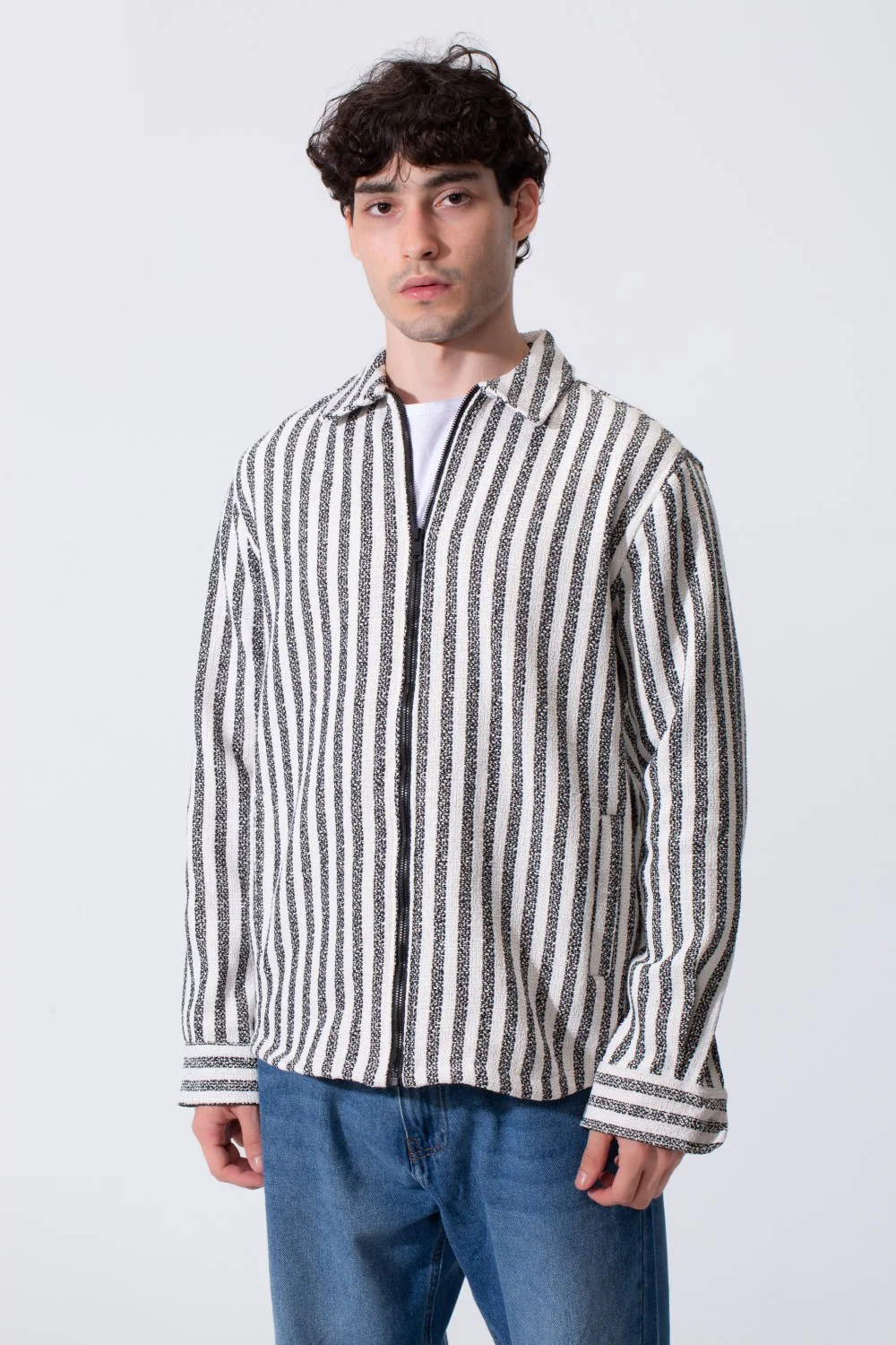 Men's Winter Long Sleeved Regular Fit Striped Shirt With A Full Front Zipper - Image 5