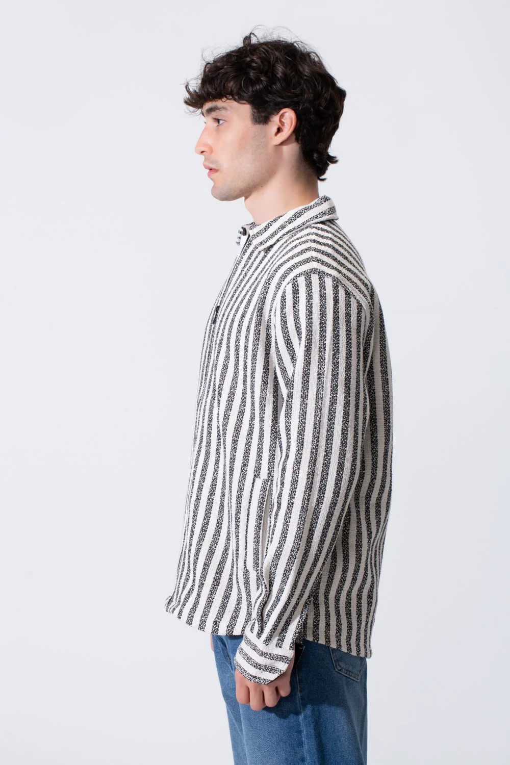 Men's Winter Long Sleeved Regular Fit Striped Shirt With A Full Front Zipper - Image 7
