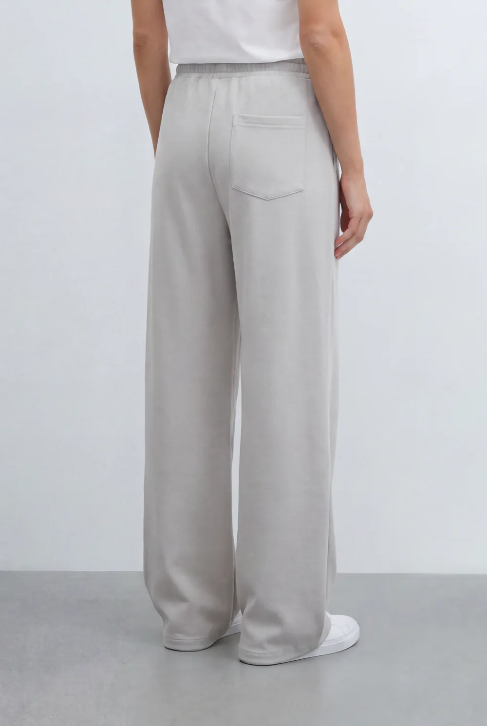Women’s Tomato Store Basic Sweatpants Wide Leg Silhouette - Image 6