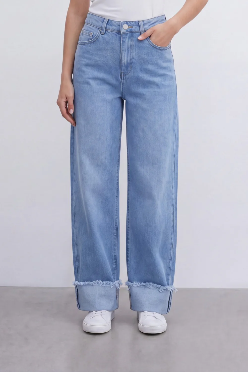 Women’s Tomato Store Cuffed Fade Wide Leg Jeans With Smoky Washed Denim Texture Soft Sanded Surface Vertical Fade Effect Pants - Image 9