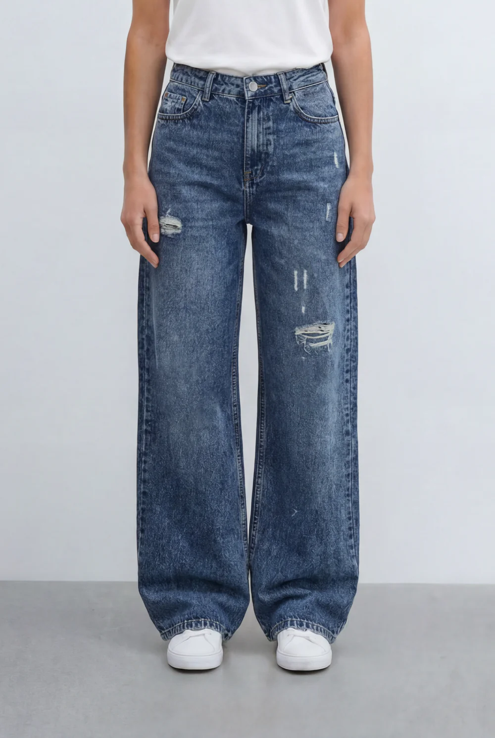 Women’s Tomato Store Distressed Wide Leg Jeans Ripped Detail Finish Vintage Washed Denim Pants